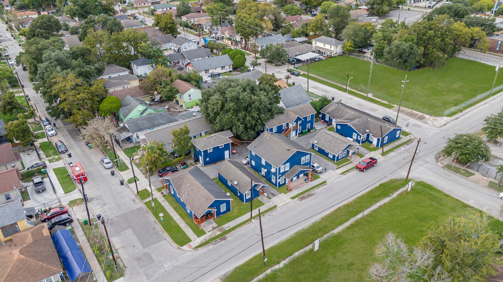 52 unit MULTI FAMILY Houston, TX for Sale