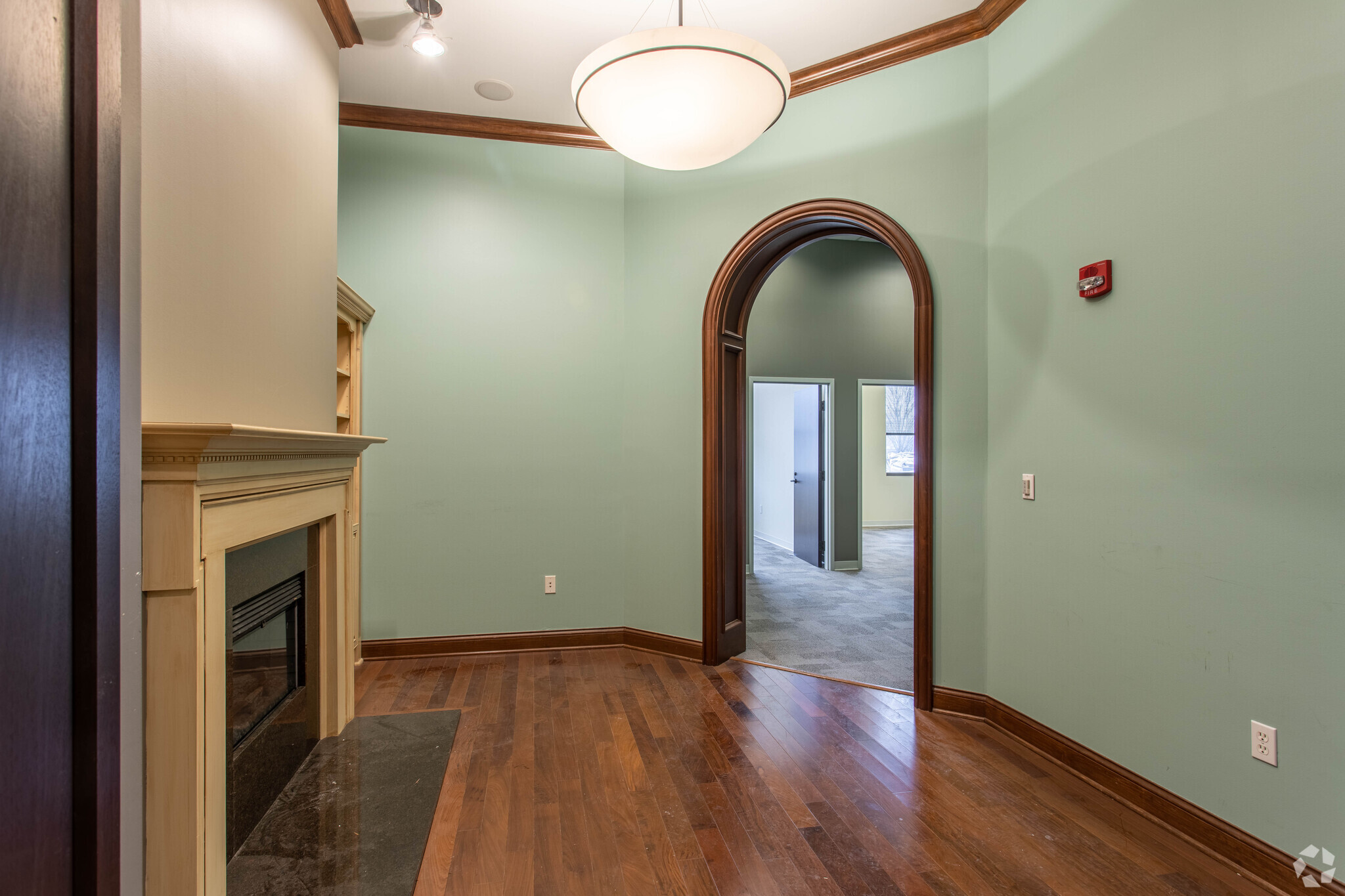 3 Easton Oval, Columbus, OH for lease Interior Photo- Image 1 of 9