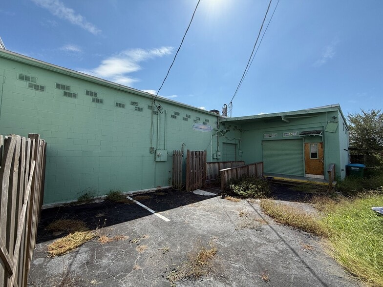 8075-8085 N Atlantic Ave, Cape Canaveral, FL for lease - Building Photo - Image 3 of 4