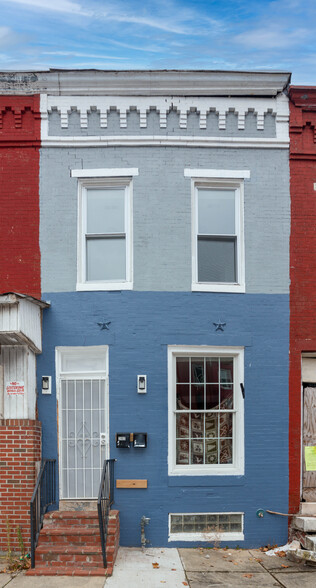 2003 Hollins St, Baltimore, MD for sale - Primary Photo - Image 1 of 1