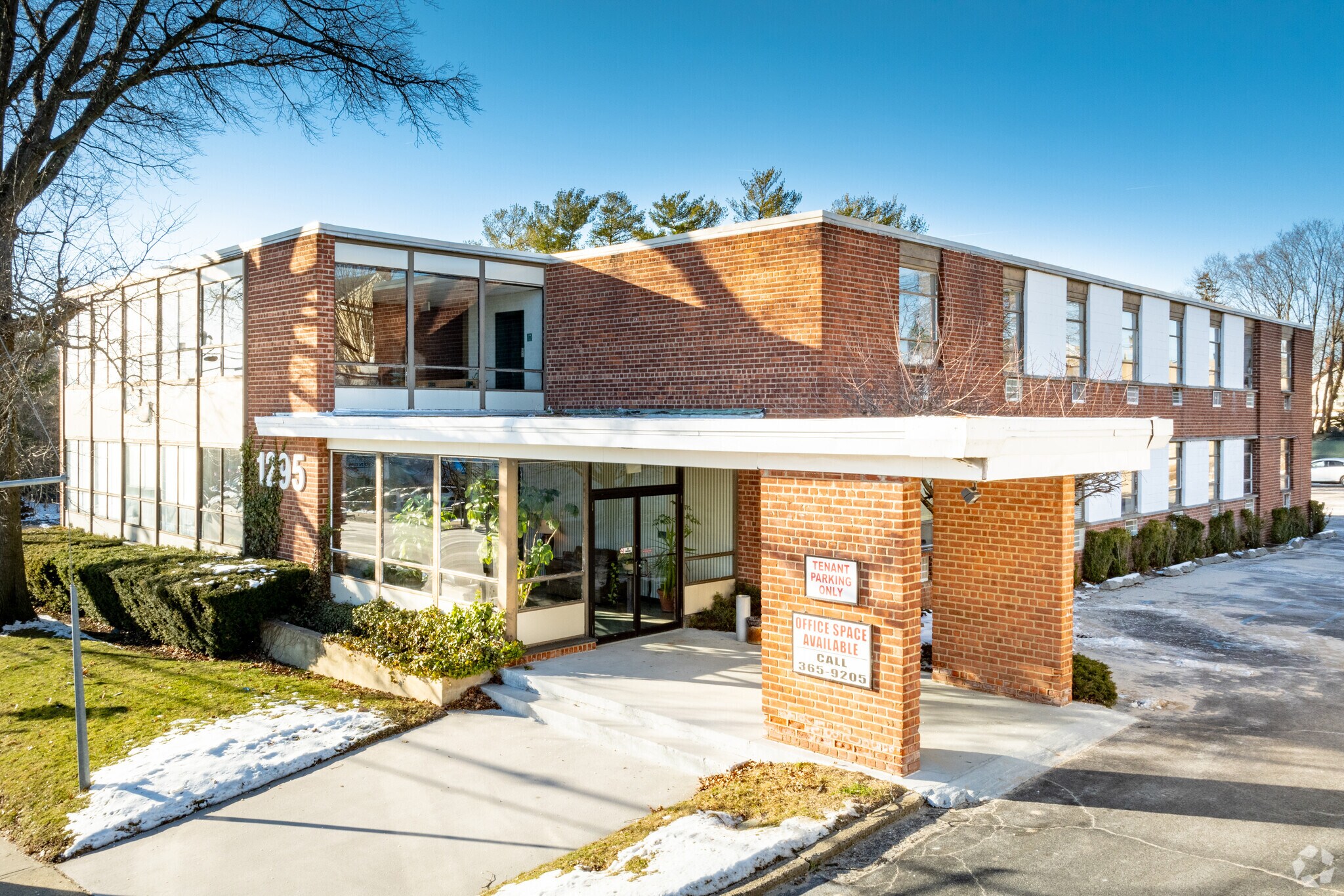 1295 Northern Blvd, Manhasset, NY for sale Primary Photo- Image 1 of 1