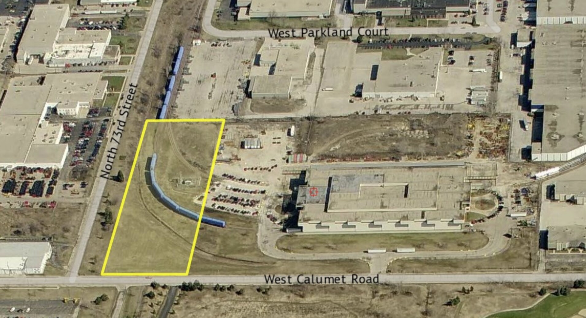 7000 W Calumet Rd, Milwaukee, WI for lease Primary Photo- Image 1 of 3