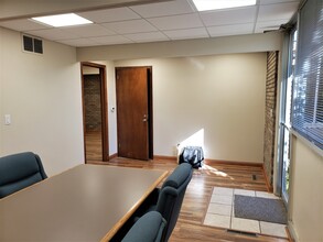 616 Kellogg Ave, Ames, IA for lease Interior Photo- Image 2 of 7