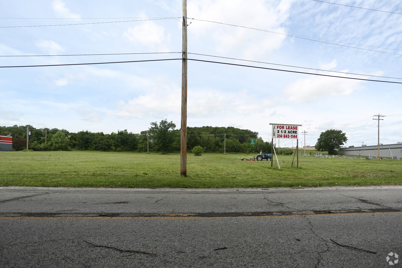 743747 Gravois Rd, Fenton, MO 63026