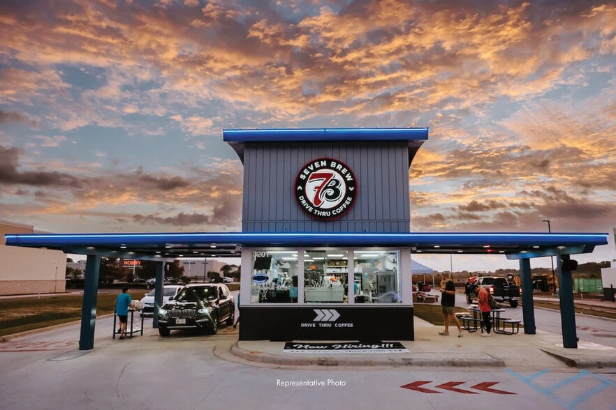 5355 Murfreesboro Rd, La Vergne, TN for sale - Building Photo - Image 1 of 5