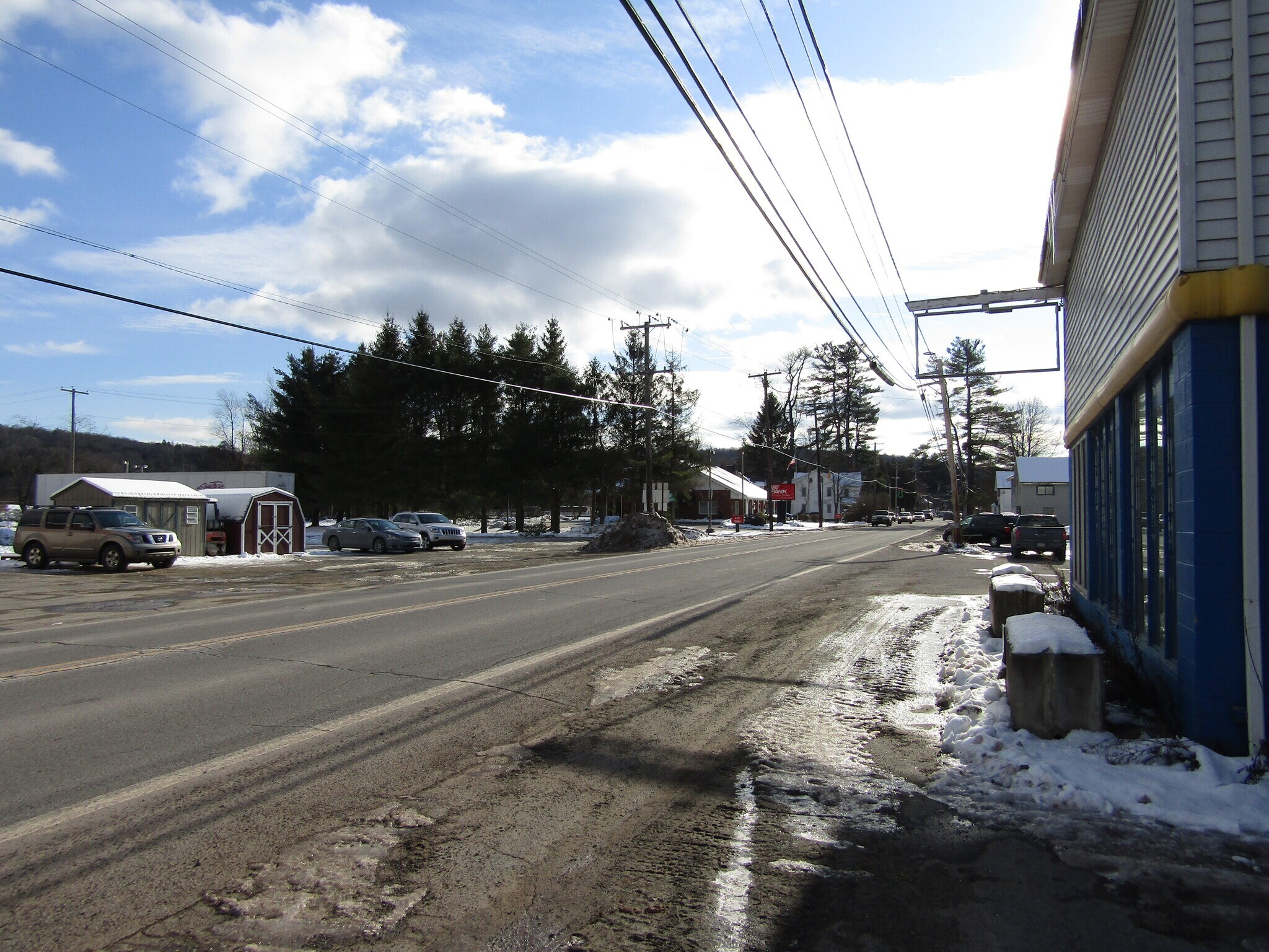 1020 Main St, Newfoundland, PA, 18445 Storefront Property For Sale