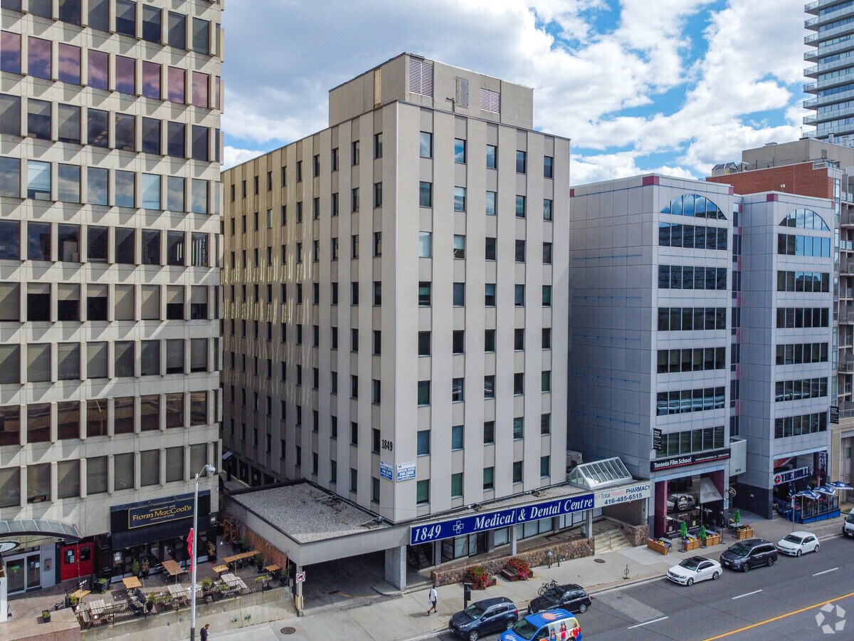 1849 Yonge St, Toronto, ON M4S 1Y2 Davisville Medical Dental