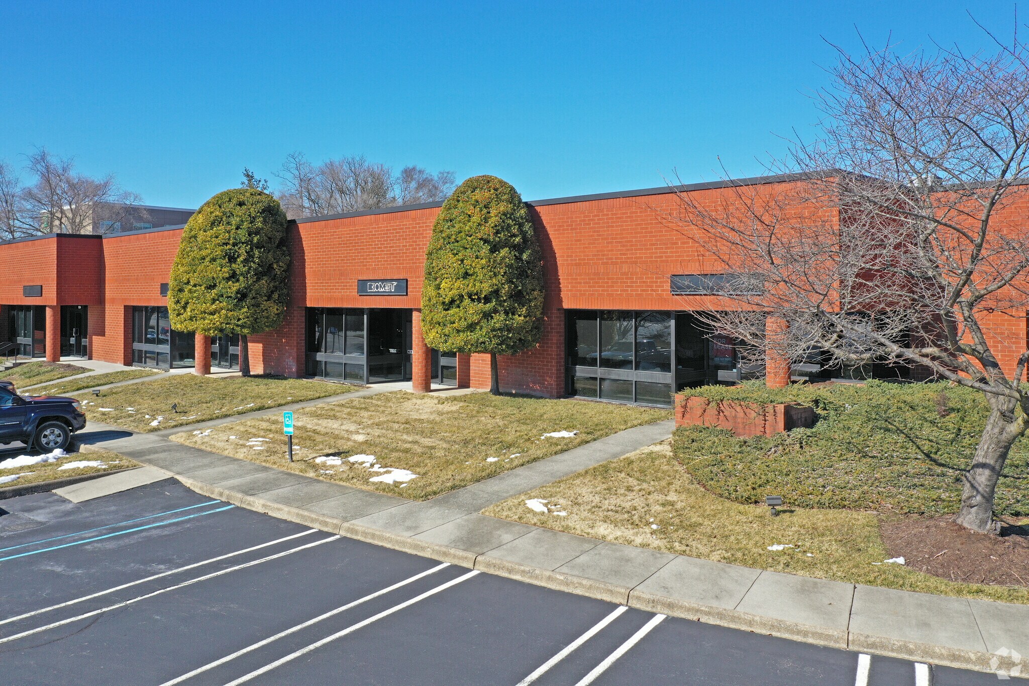 13021338 Plantation Rd NE, Roanoke, VA 24012 Flex for Lease