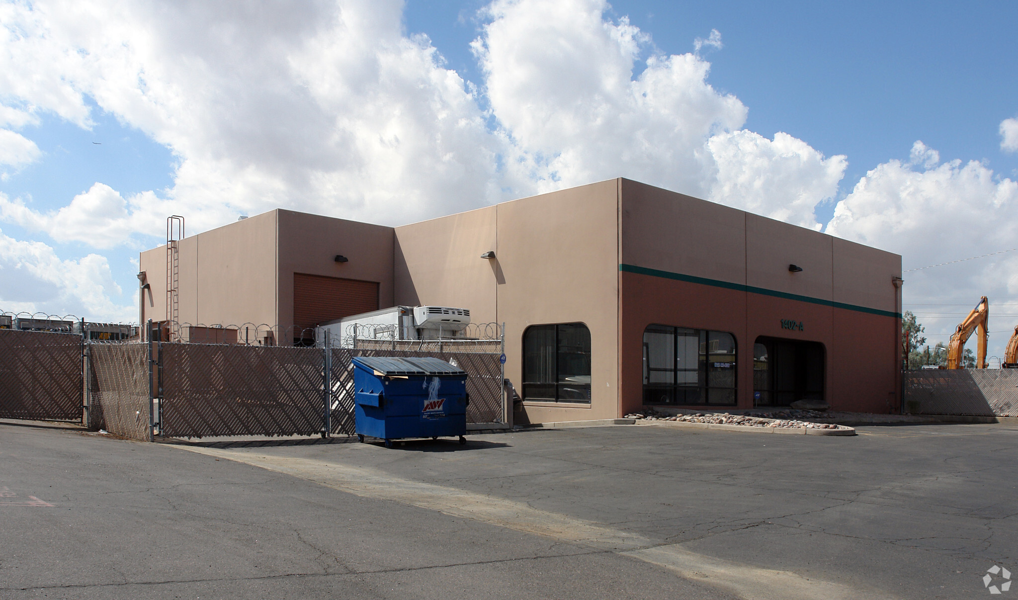 1402 N 26th Ave, Phoenix, AZ for lease Primary Photo- Image 1 of 6