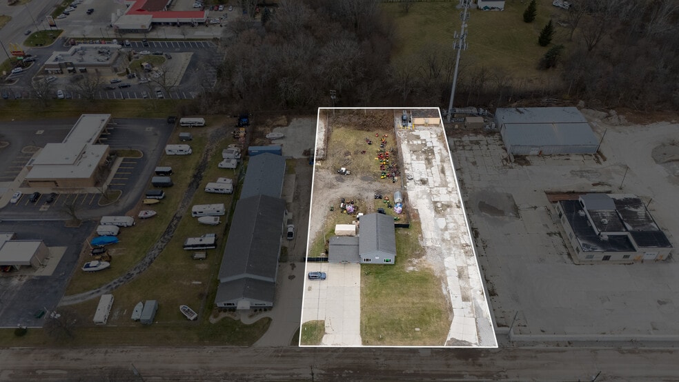 4057 Commerce Dr, Flushing, MI for sale - Building Photo - Image 3 of 40