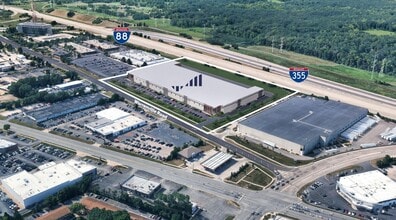 2300 Warrenville Rd, Downers Grove, IL - AERIAL  map view