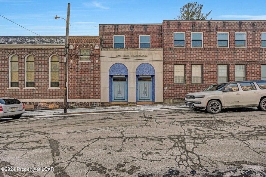 98 N Church St, Hazleton, PA for sale - Building Photo - Image 2 of 46
