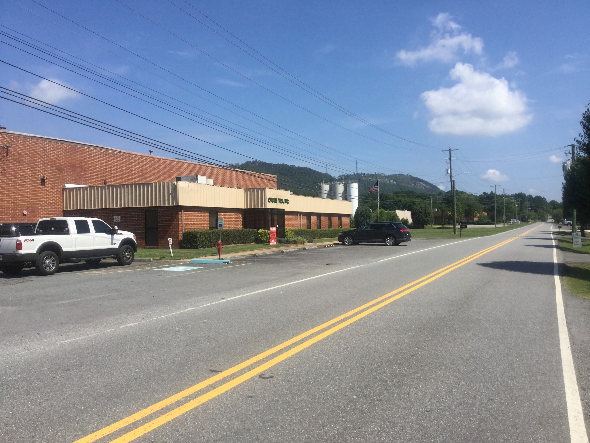 1711 Kimberly Park Dr, Dalton, GA for sale Building Photo- Image 1 of 1