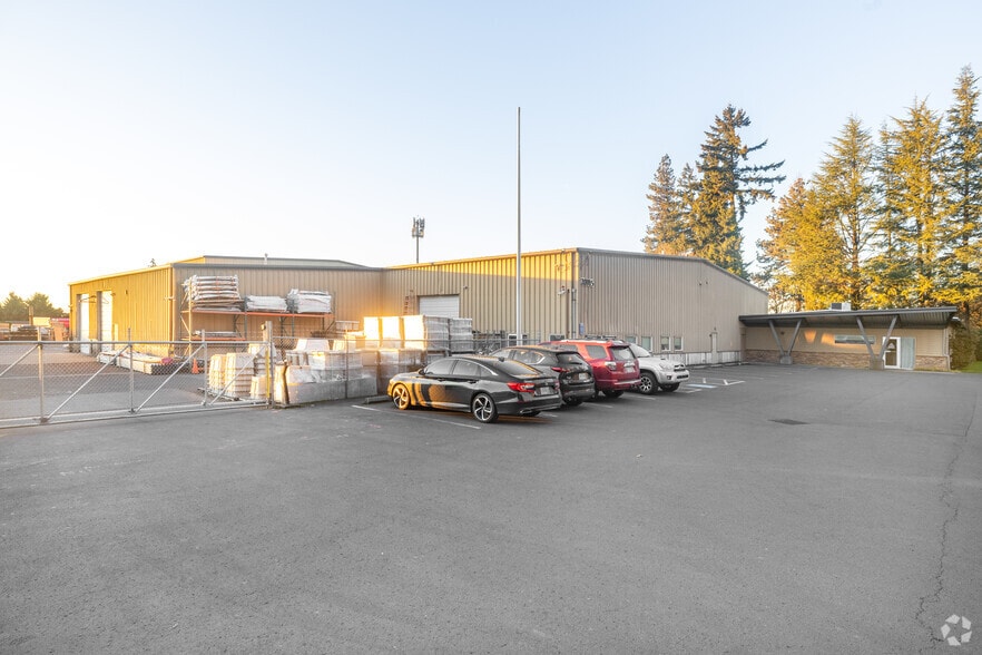 20915-20917 SW 105th Ave, Tualatin, OR for lease - Primary Photo - Image 1 of 4