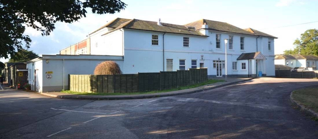 Tangmere Rd, Chichester for sale Primary Photo- Image 1 of 1