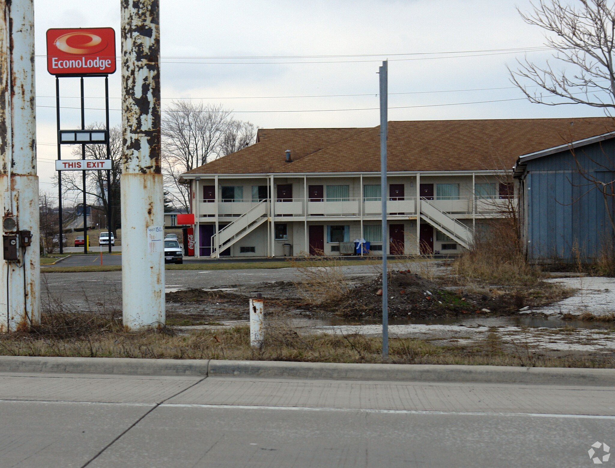1501 W Main Cross St, Findlay, OH for sale Primary Photo- Image 1 of 1