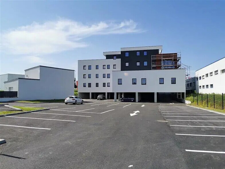 Office in Plérin for sale - Building Photo - Image 3 of 5