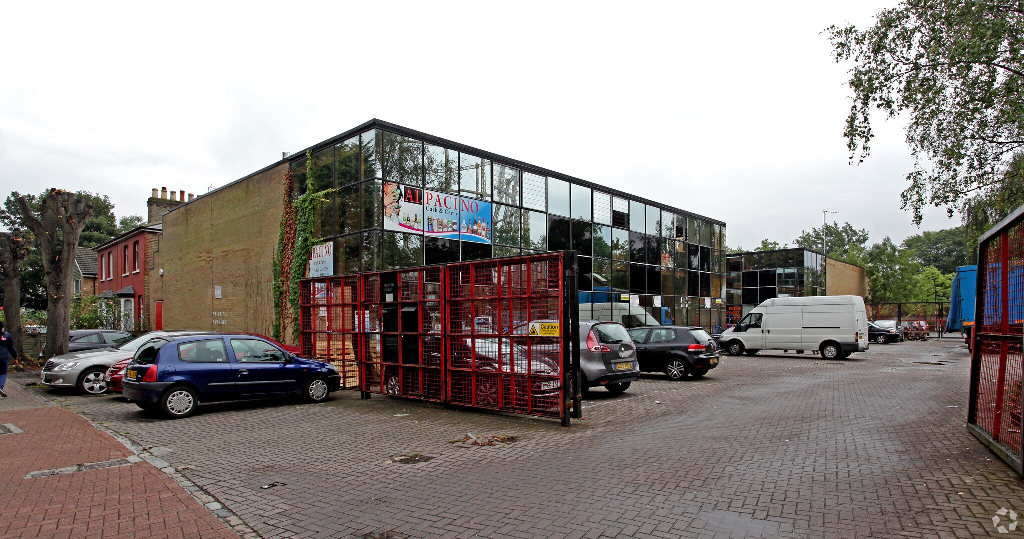 Bittern Place, Wood Green, London for sale Primary Photo- Image 1 of 1