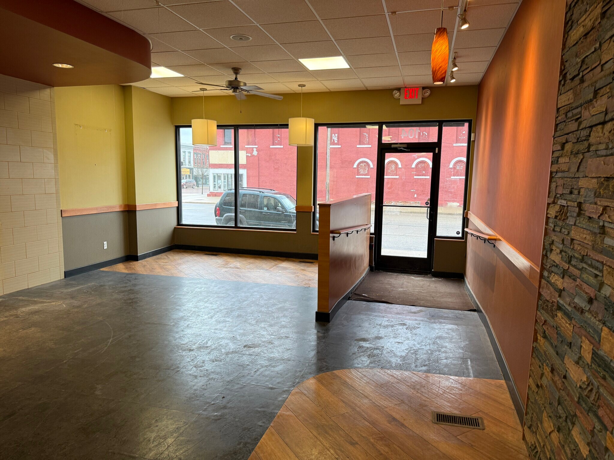 104 E Erie St, Albion, MI for lease Interior Photo- Image 1 of 11
