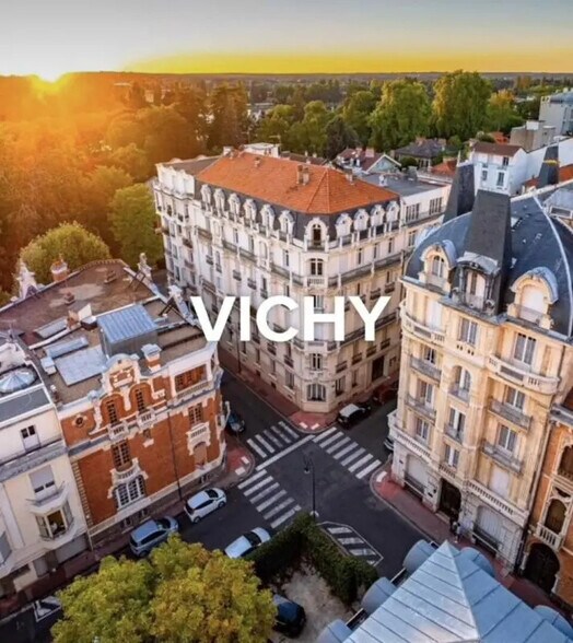 Industrial in Vichy for sale - Building Photo - Image 1 of 10