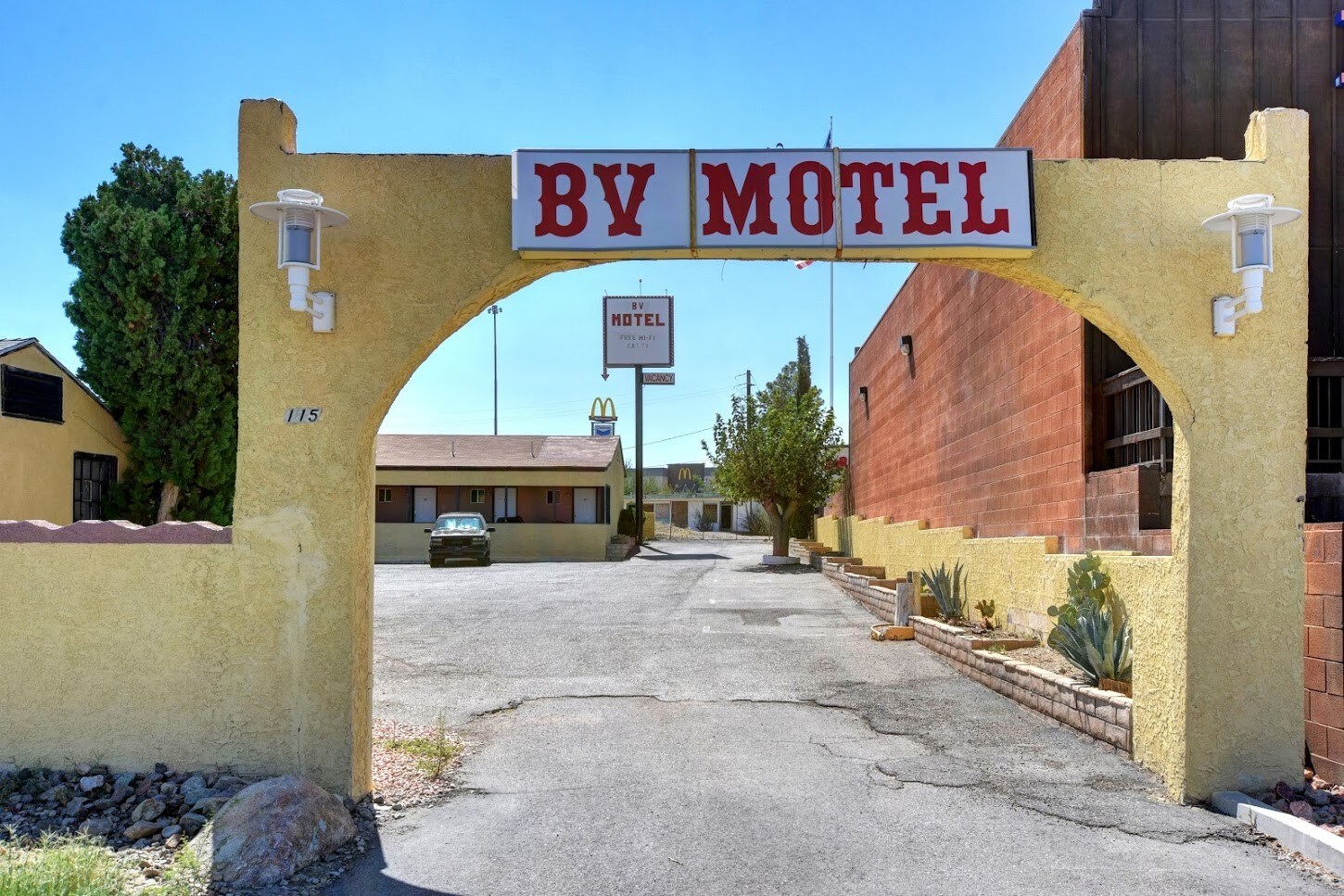 115 W Gaviland St, Searchlight, NV 89046 BV Motel