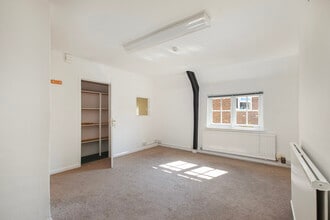 Main Rd, Farnham for lease Interior Photo- Image 2 of 3