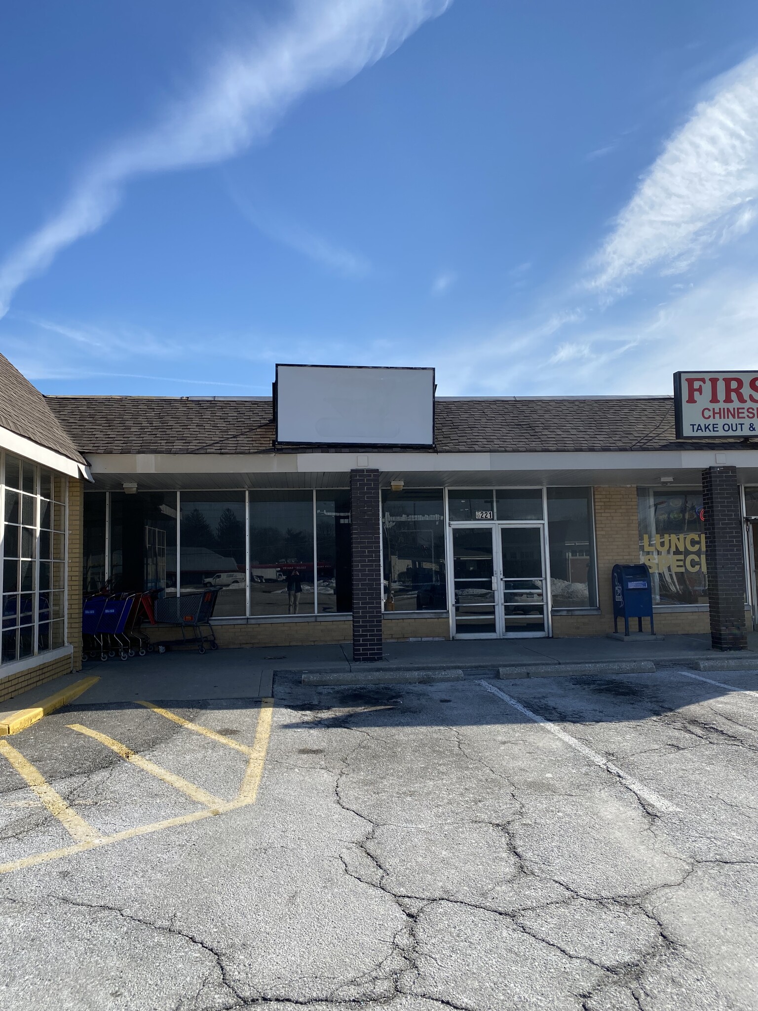 62136243 Allisonville Rd, Indianapolis, IN 46220 Windermere Center