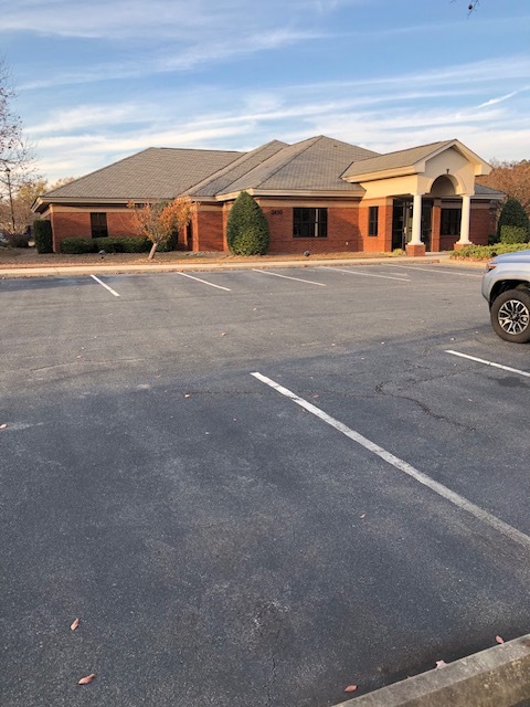 2450 Emerald Pl, Greenville, NC for lease Building Photo- Image 1 of 23