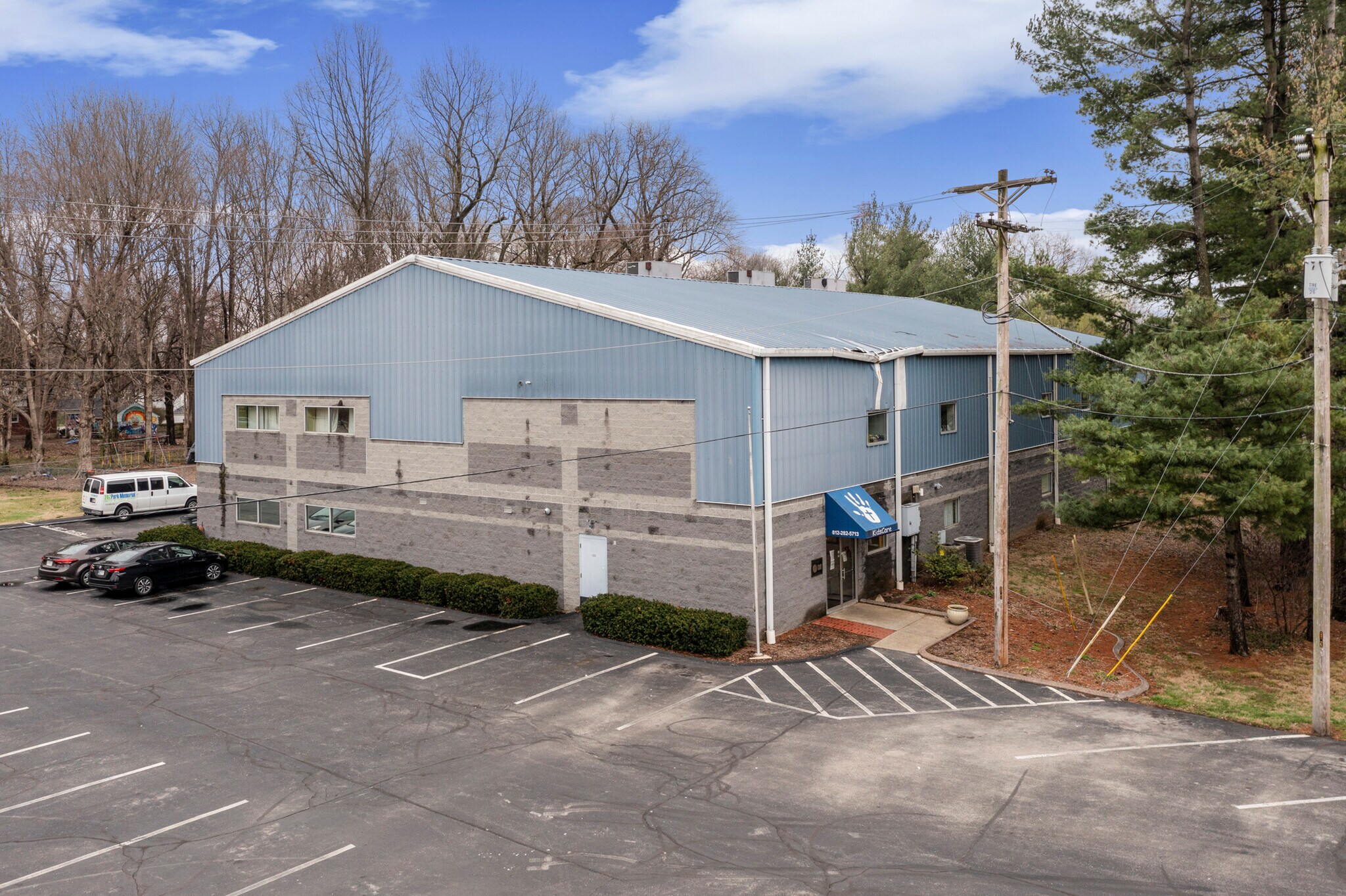 1818 Wesley Ct, Jeffersonville, IN for sale Primary Photo- Image 1 of 1