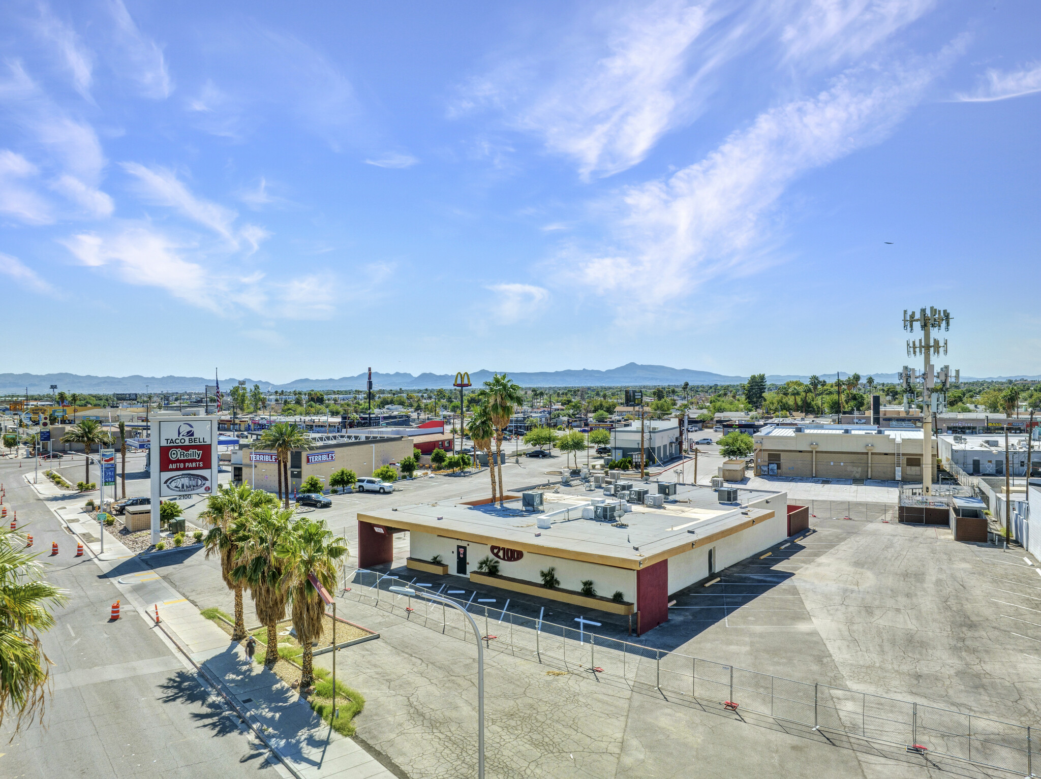 2100 Fremont St, Las Vegas, NV for lease Building Photo- Image 1 of 12