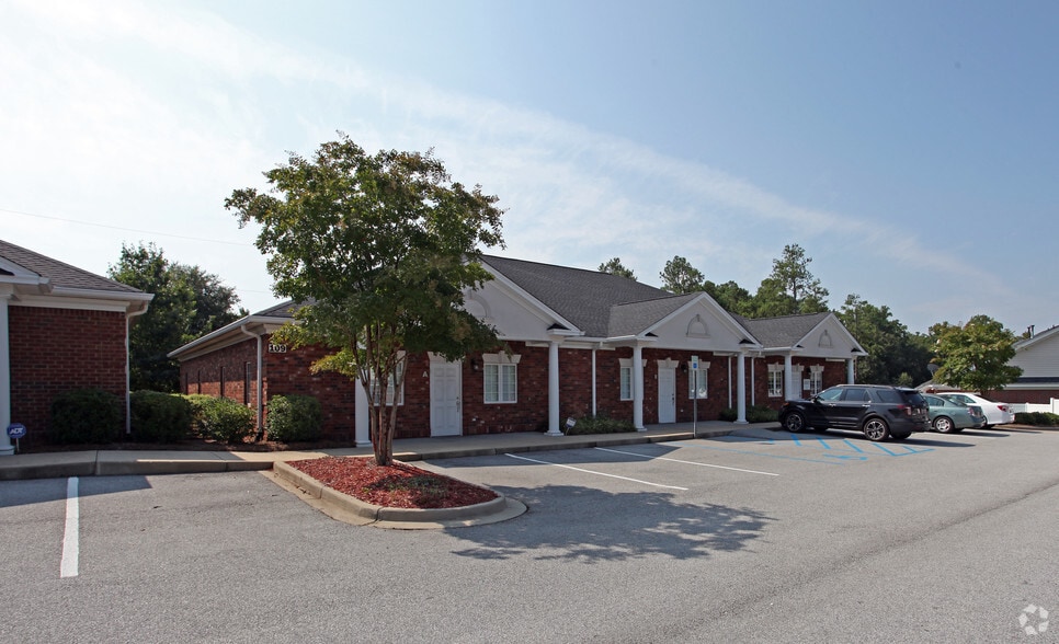 109 Vista Oaks Dr, Lexington, SC for lease - Primary Photo - Image 1 of 8