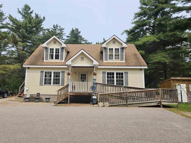 101 Ossipee Lake Rd, Tamworth, NH for sale - Primary Photo - Image 1 of 29