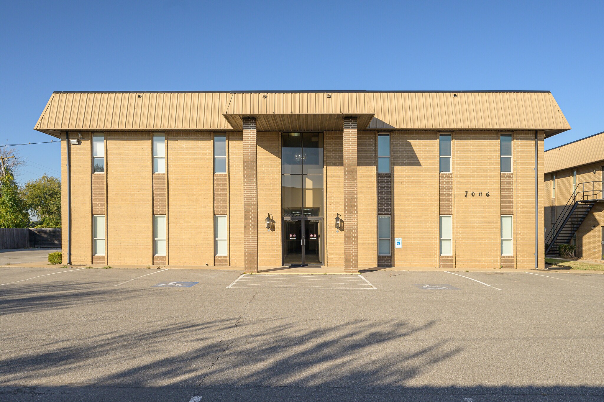 7006 NW 63rd St, Bethany, OK for sale Primary Photo- Image 1 of 10