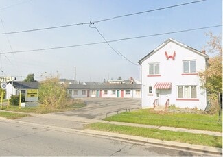 More details for 214 Toronto Ave, Oshawa, ON - Hospitality for Sale