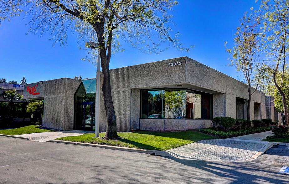 23032 Mill Creek Dr, Laguna Hills, CA for sale - Building Photo - Image 2 of 17