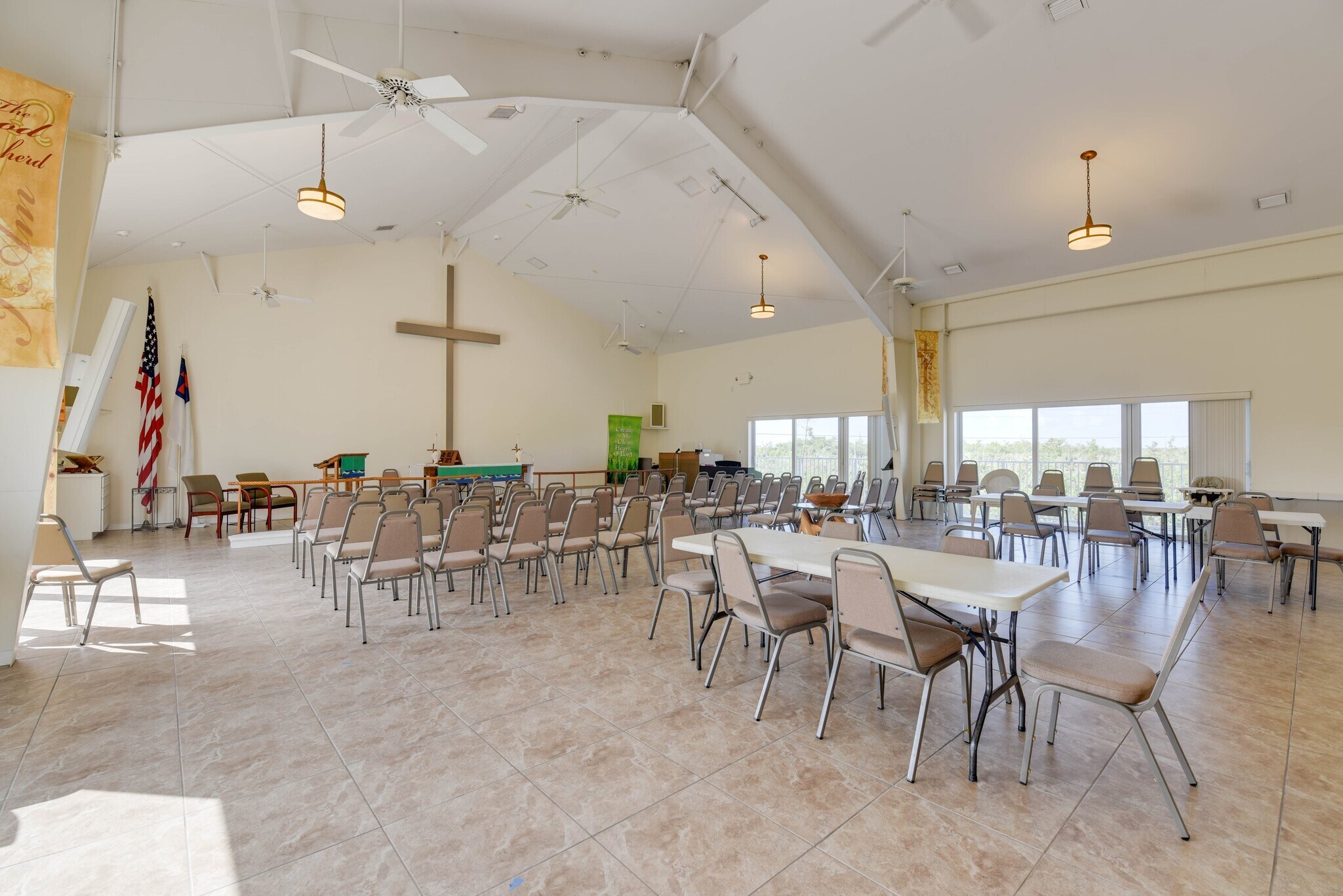 1250 Key Deer Blvd, Big Pine Key, FL for sale Primary Photo- Image 1 of 1