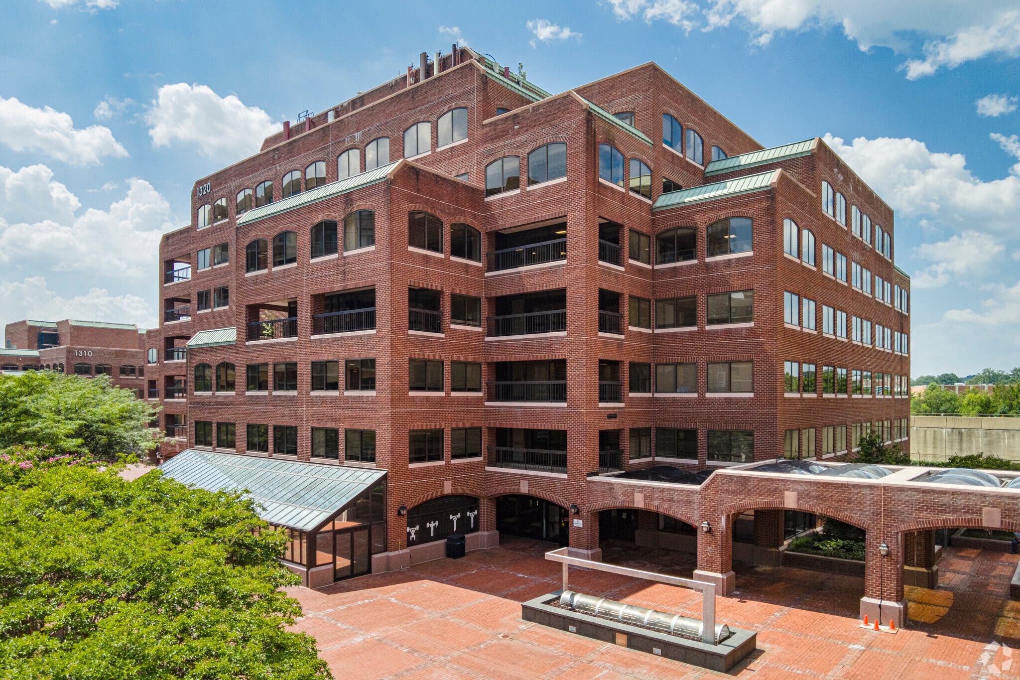 1320 Braddock Pl, Alexandria, VA 22314 Braddock Metro Center II