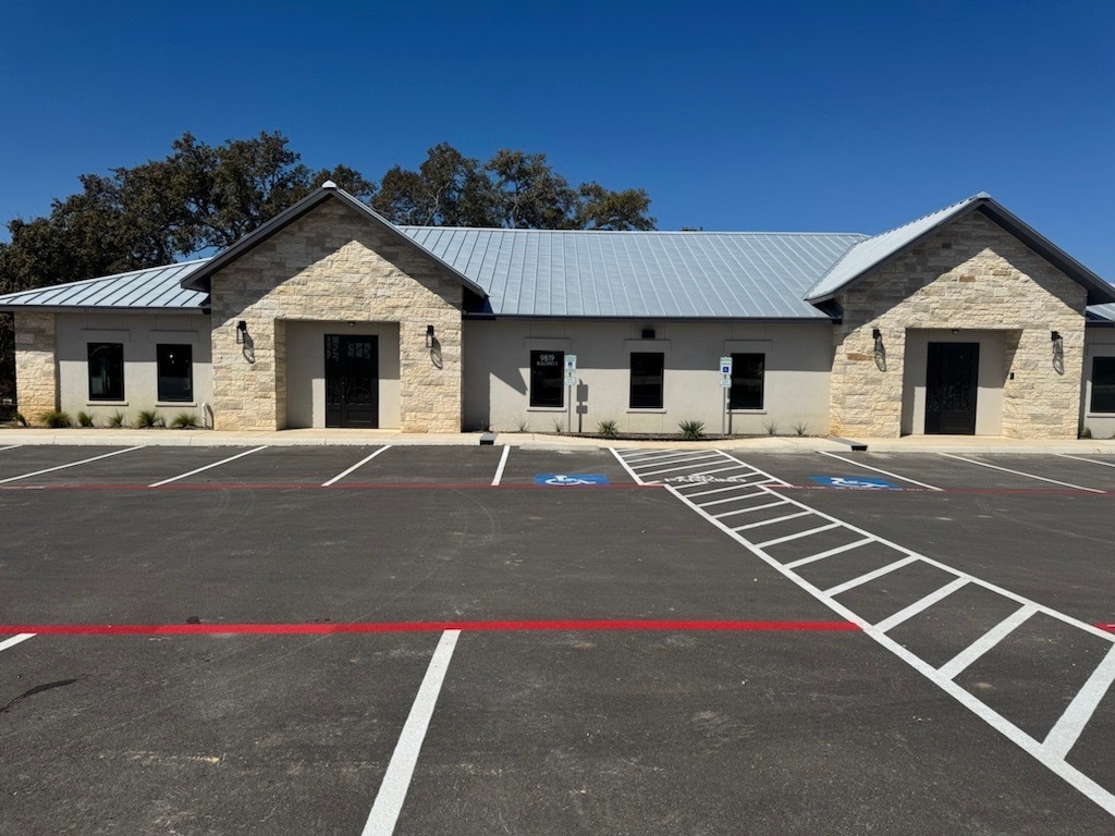 9819 Huebner Rd, San Antonio, TX for lease Building Photo- Image 1 of 6