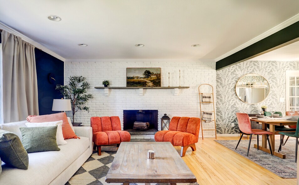 200 Harry Wells Rd, Saugerties, NY for sale - Interior Photo - Image 3 of 20