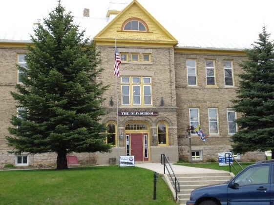 315 Elizabeth St, Mishicot, WI for sale Primary Photo- Image 1 of 1