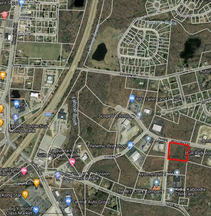 12 East Pkwy, Plainfield, CT 06374