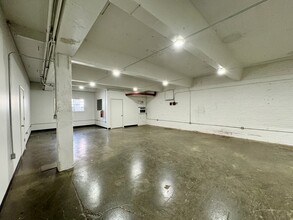 441 E Market St, York, PA for lease Interior Photo- Image 2 of 8