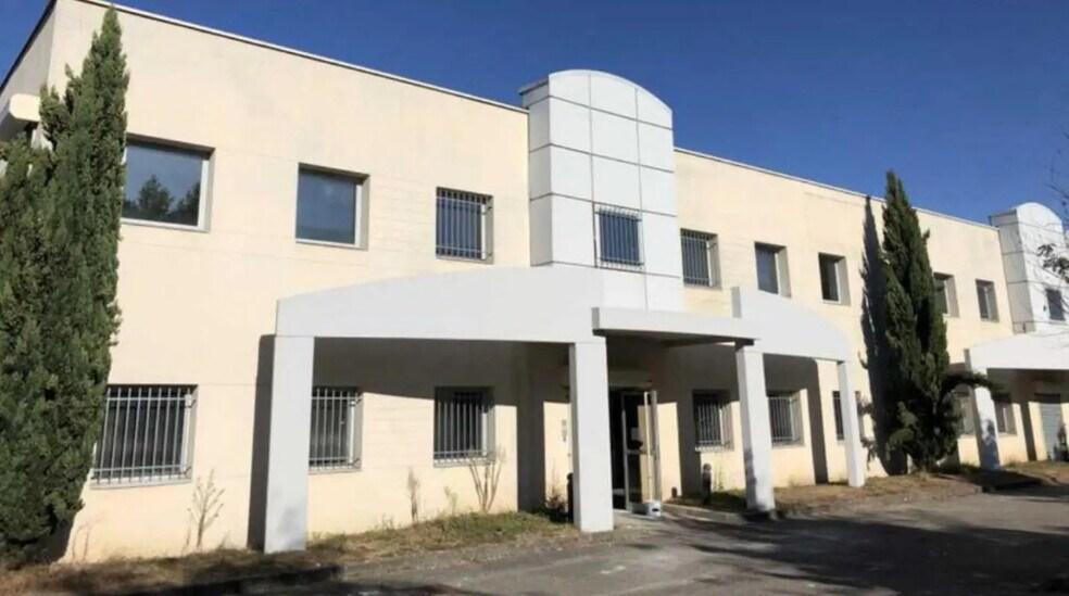 30-32 Rue Champ Dolin, Saint-Priest for sale - Building Photo - Image 2 of 8