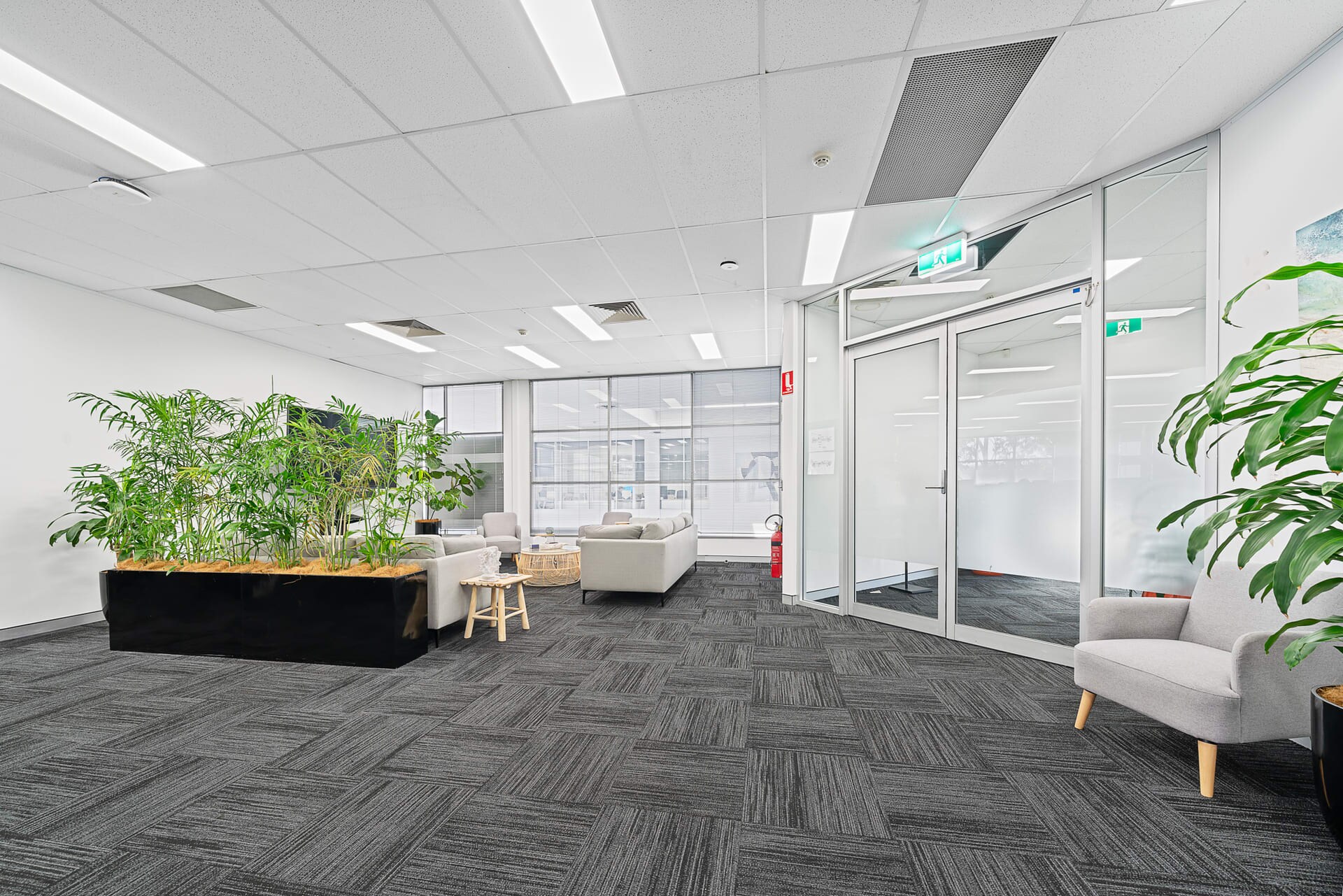 14 Pioneer Ave, Tuggerah for lease Interior Photo- Image 1 of 8