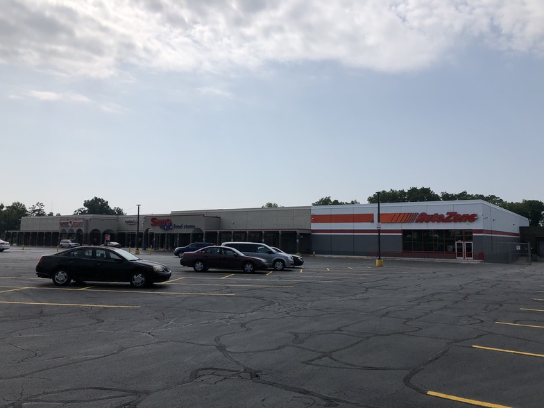 2435 Harrison Ave, Cincinnati, OH for lease - Building Photo - Image 2 of 3