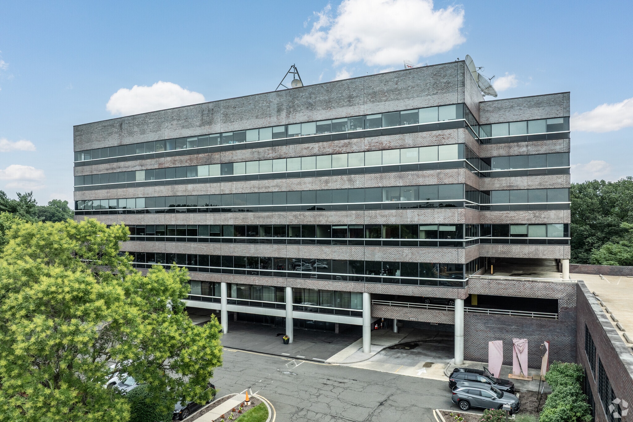 2200 Fletcher Ave, Fort Lee, NJ for lease Building Photo- Image 1 of 18