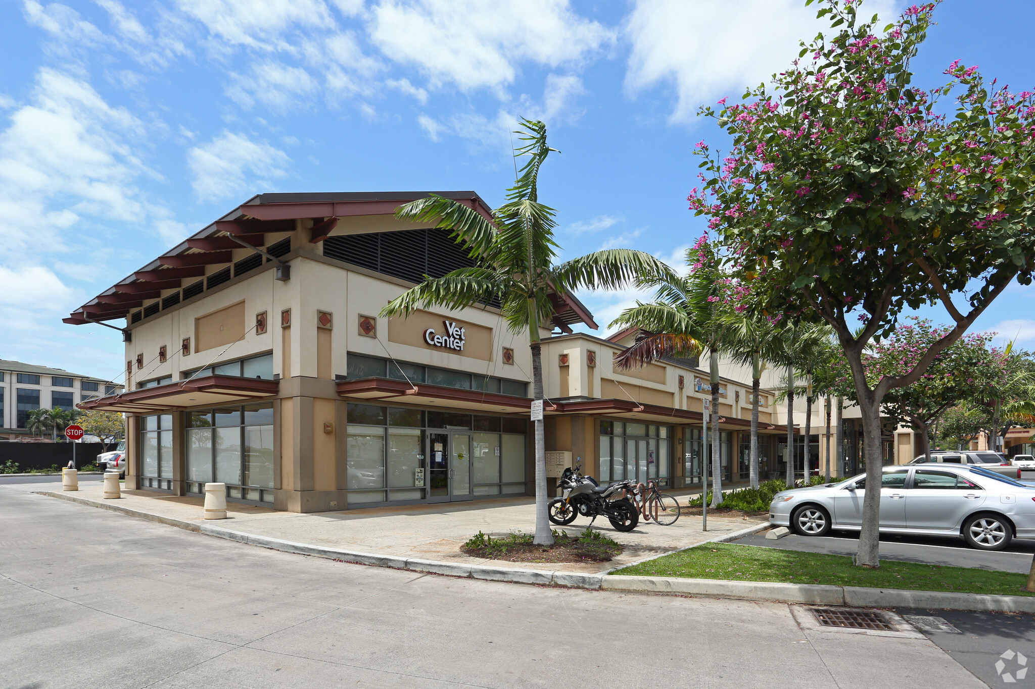 885 Kamokila Blvd, Kapolei, HI for lease Primary Photo- Image 1 of 9