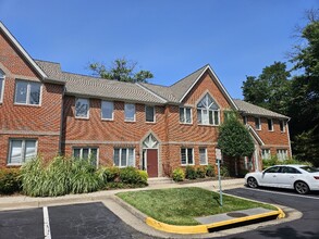 11094 Lee Hwy, Fairfax, VA for lease Building Photo- Image 2 of 21