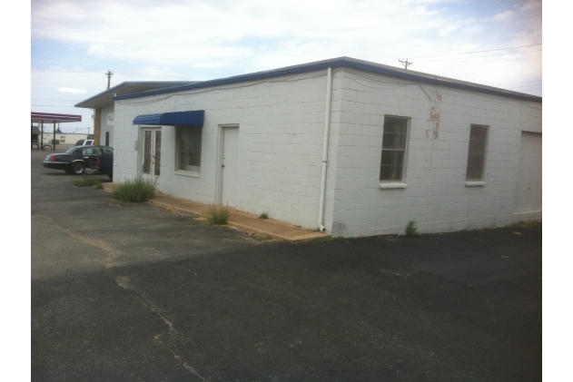 717 S Treadaway Blvd, Abilene, TX for lease - Primary Photo - Image 2 of 3