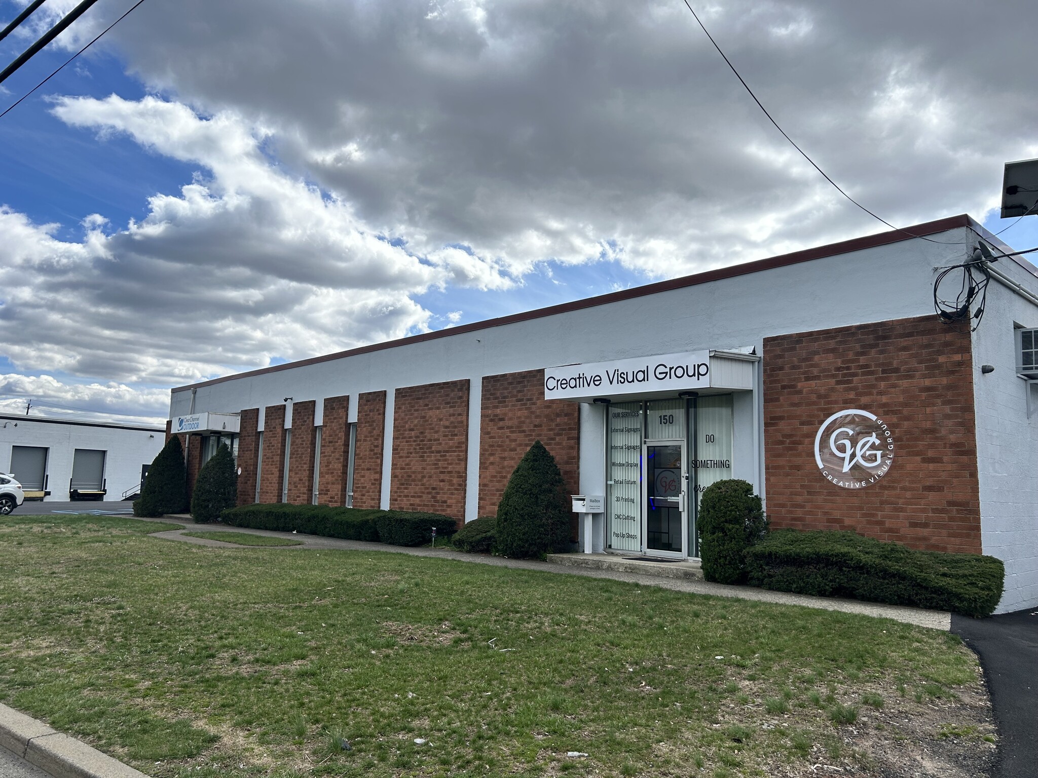 150 Commerce Rd, Carlstadt, NJ for lease Building Photo- Image 1 of 4